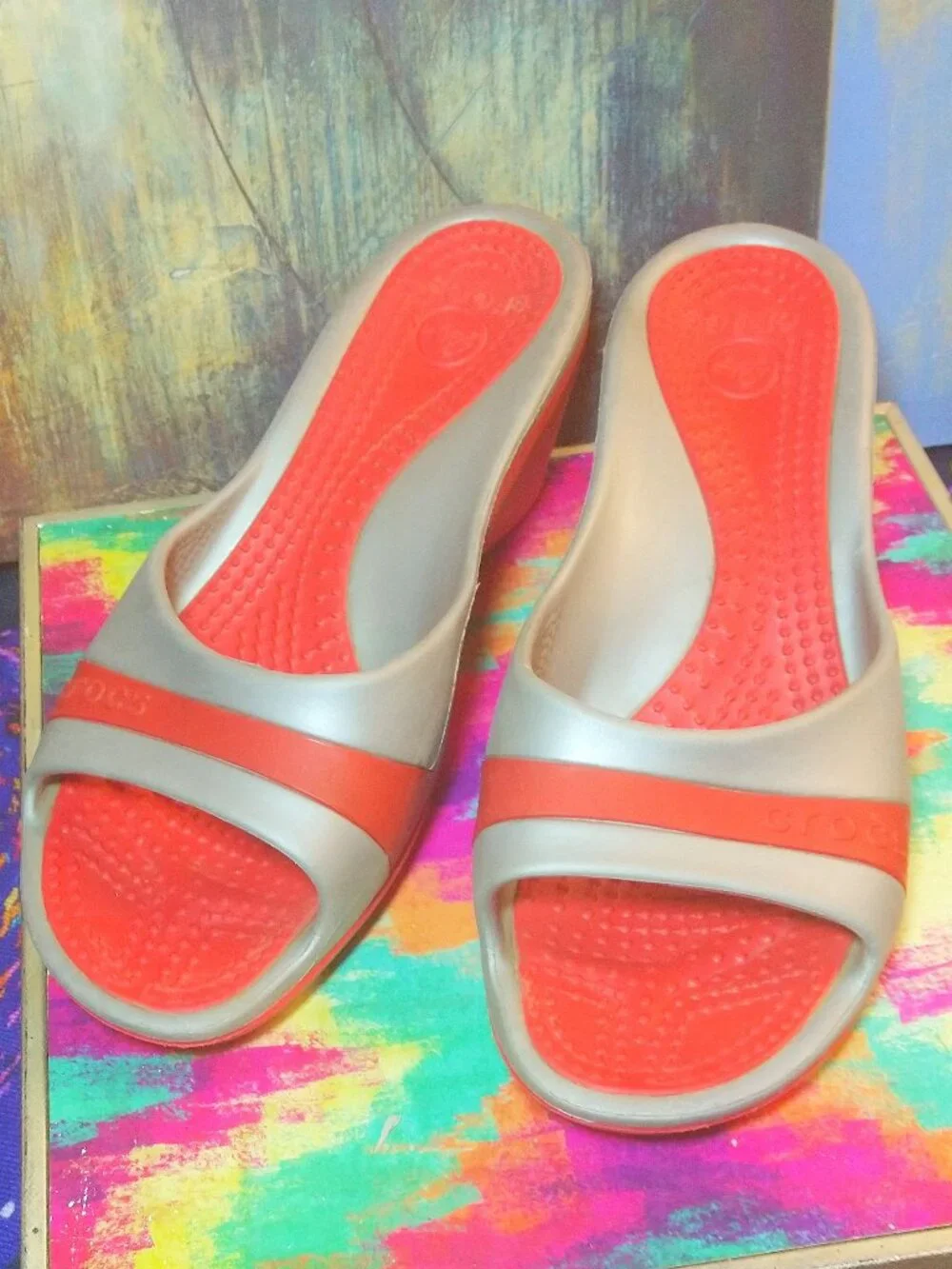 Crocs Sandals Womens 12 Sassari Slip On Gray Red Casual Wedge Heels Open Toe